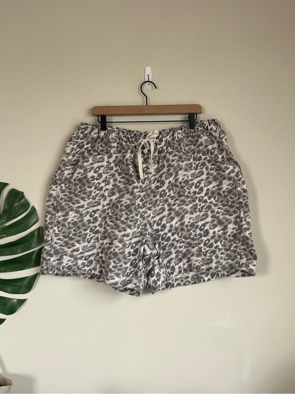 Aerie Cheetah Print Canvas Jort Shorts - Picture 2 of 14